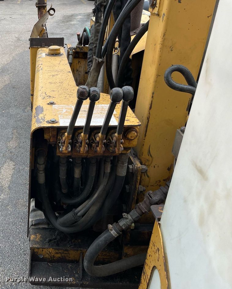 image for item LJ9759 1996 Vermeer D7X11  directional boring unit