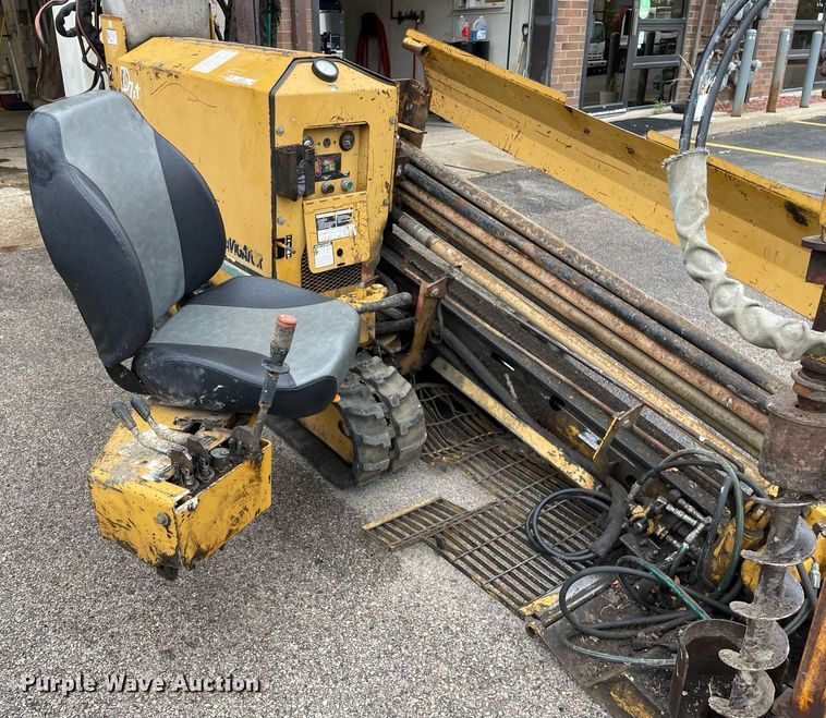 image for item LJ9759 1996 Vermeer D7X11  directional boring unit