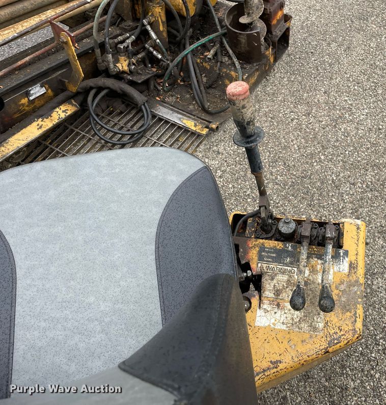 image for item LJ9759 1996 Vermeer D7X11  directional boring unit