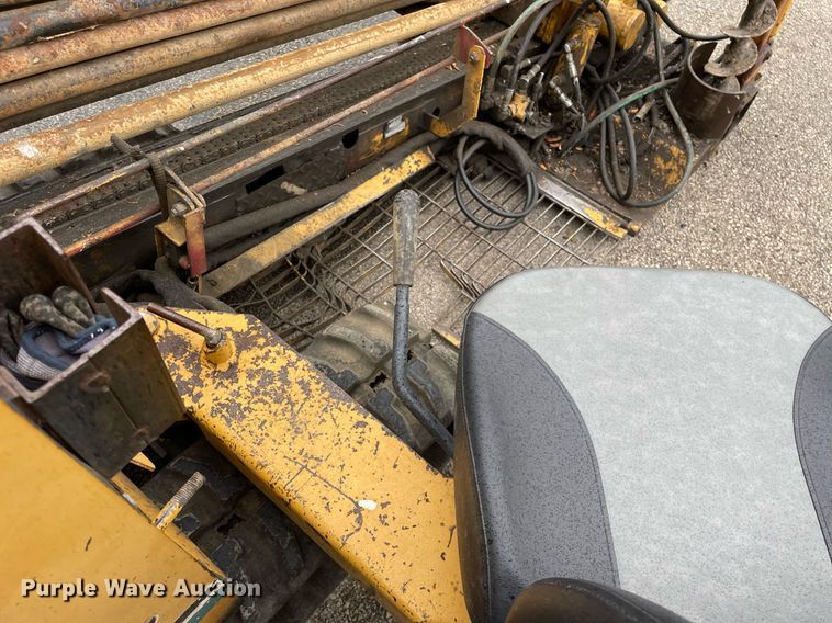 image for item LJ9759 1996 Vermeer D7X11  directional boring unit