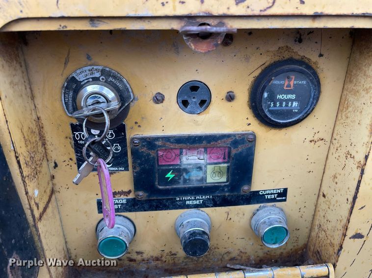 image for item LJ9759 1996 Vermeer D7X11  directional boring unit