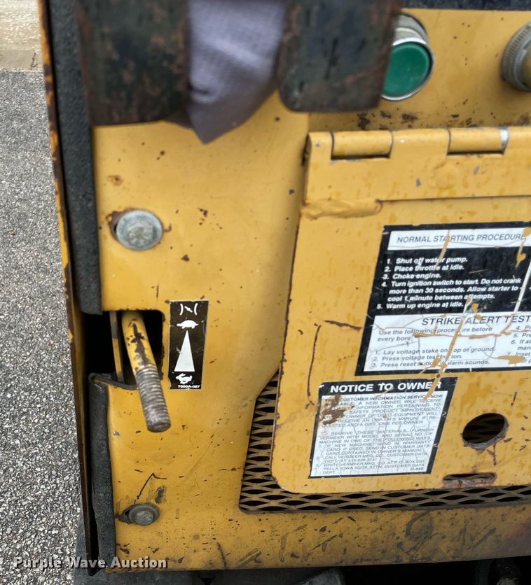 image for item LJ9759 1996 Vermeer D7X11  directional boring unit