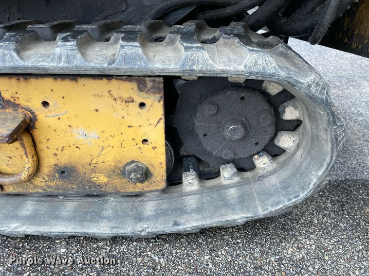 image for item LJ9759 1996 Vermeer D7X11  directional boring unit