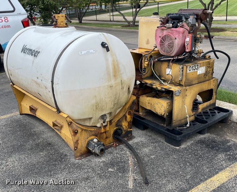 image for item LJ9760 Vermeer  fluid mixing system