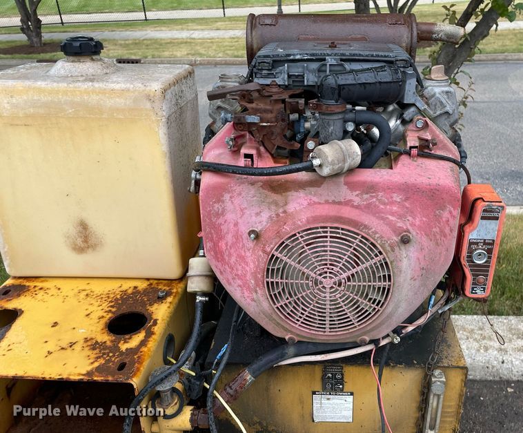 image for item LJ9760 Vermeer  fluid mixing system