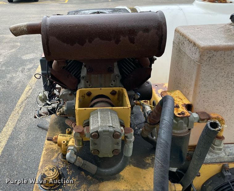 image for item LJ9760 Vermeer  fluid mixing system