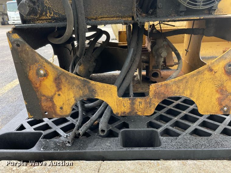 image for item LJ9760 Vermeer  fluid mixing system