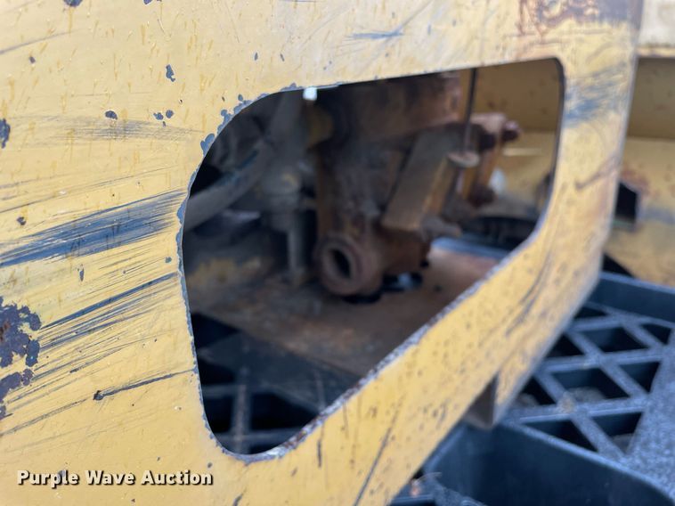 image for item LJ9760 Vermeer  fluid mixing system