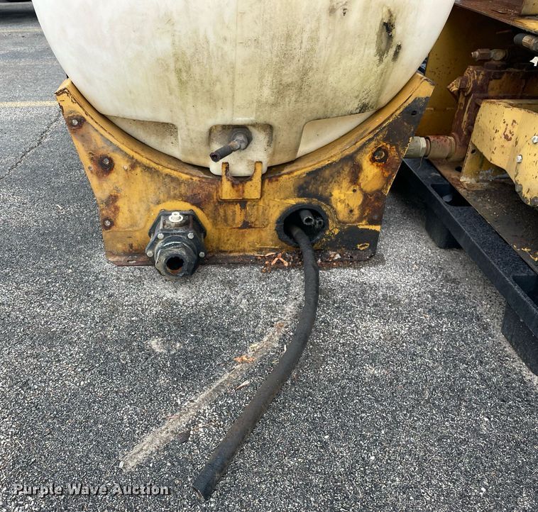 image for item LJ9760 Vermeer  fluid mixing system