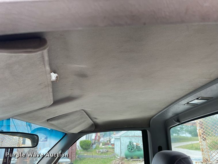 image for item LJ9765 1996 Chevrolet C3500  bucket truck