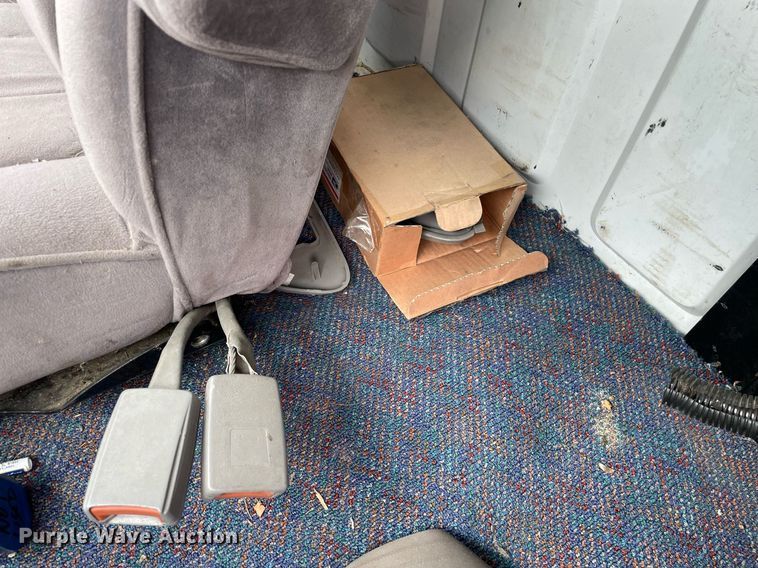 image for item LJ9765 1996 Chevrolet C3500  bucket truck