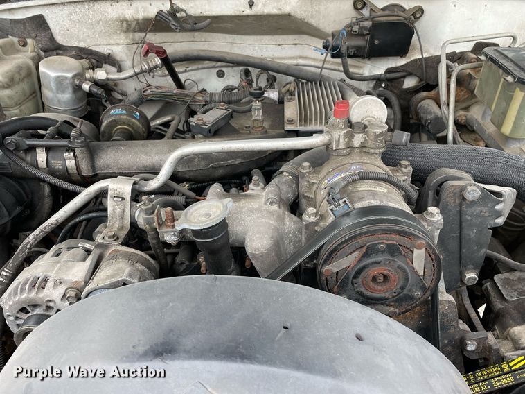 image for item LJ9765 1996 Chevrolet C3500  bucket truck