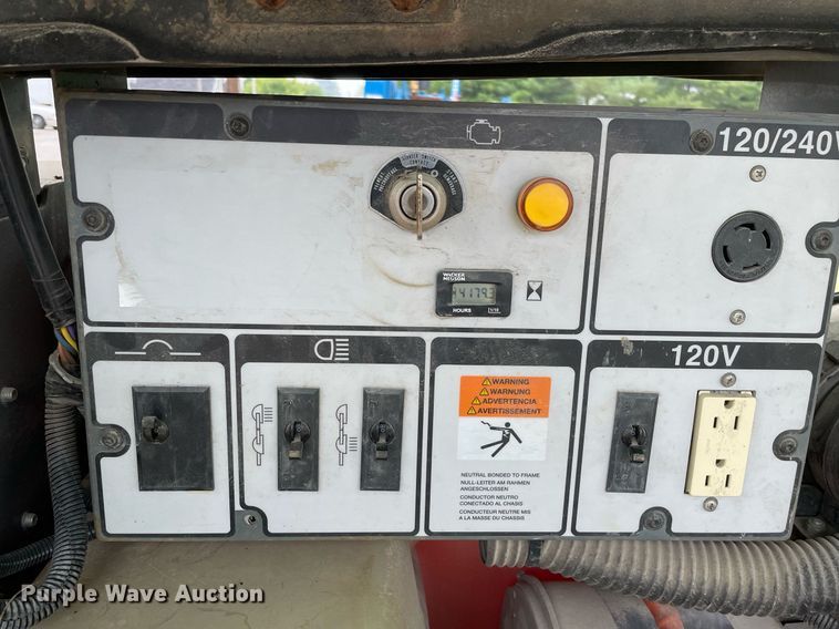 image for item LJ9767 2013 Wacker Neuson LTN6K  light plant