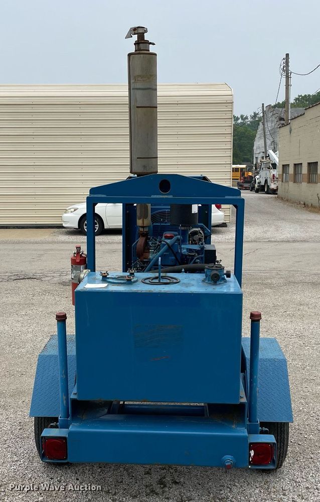 image for item LJ9768 2001 Thompson  hydraulic pump