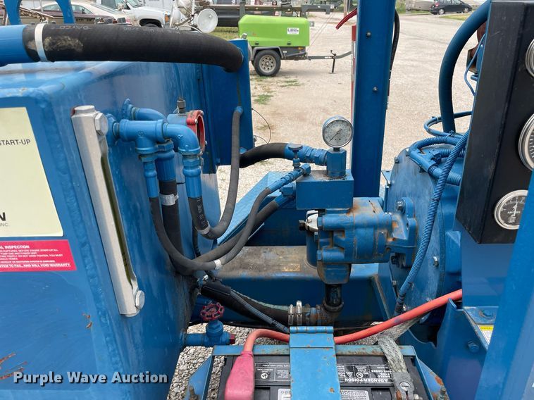 image for item LJ9768 2001 Thompson  hydraulic pump