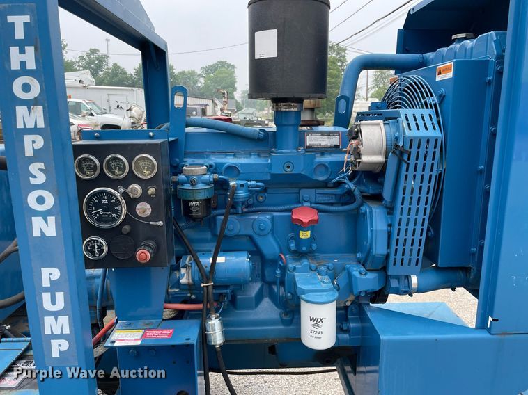 image for item LJ9768 2001 Thompson  hydraulic pump