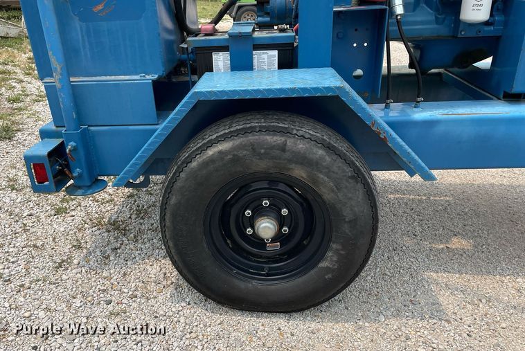 image for item LJ9768 2001 Thompson  hydraulic pump