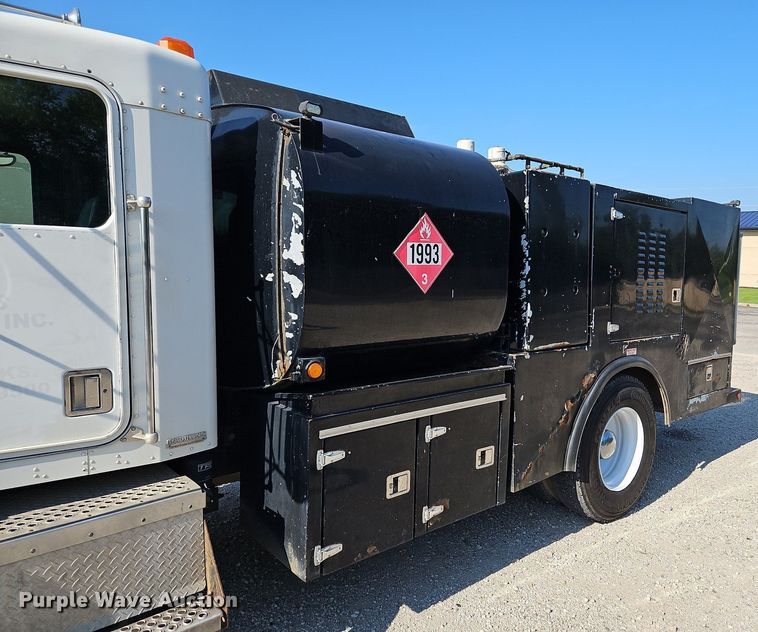 image for item LL9267 2001 Kenworth T300  fuel truck
