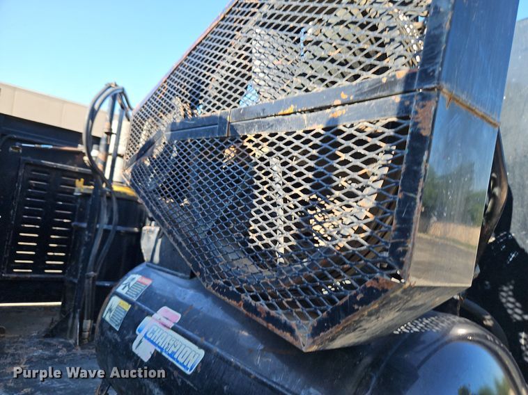 image for item LL9267 2001 Kenworth T300  fuel truck