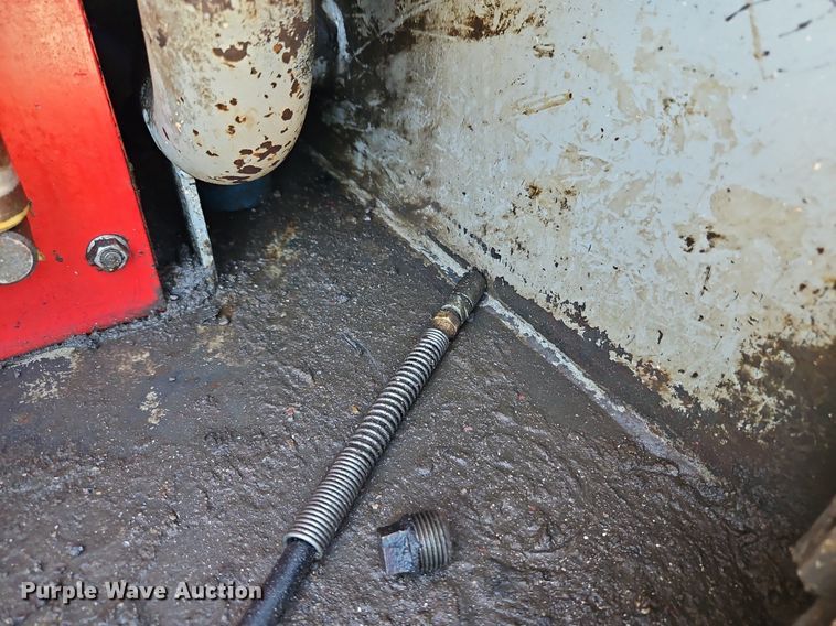 image for item LL9267 2001 Kenworth T300  fuel truck