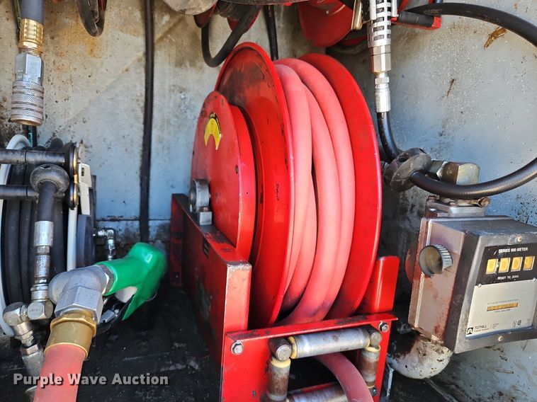 image for item LL9267 2001 Kenworth T300  fuel truck