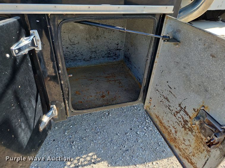 image for item LL9267 2001 Kenworth T300  fuel truck