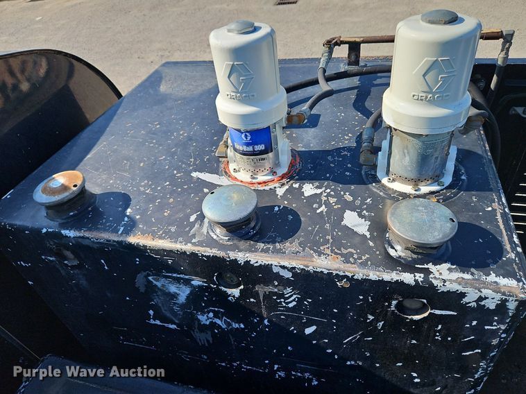 image for item LL9267 2001 Kenworth T300  fuel truck