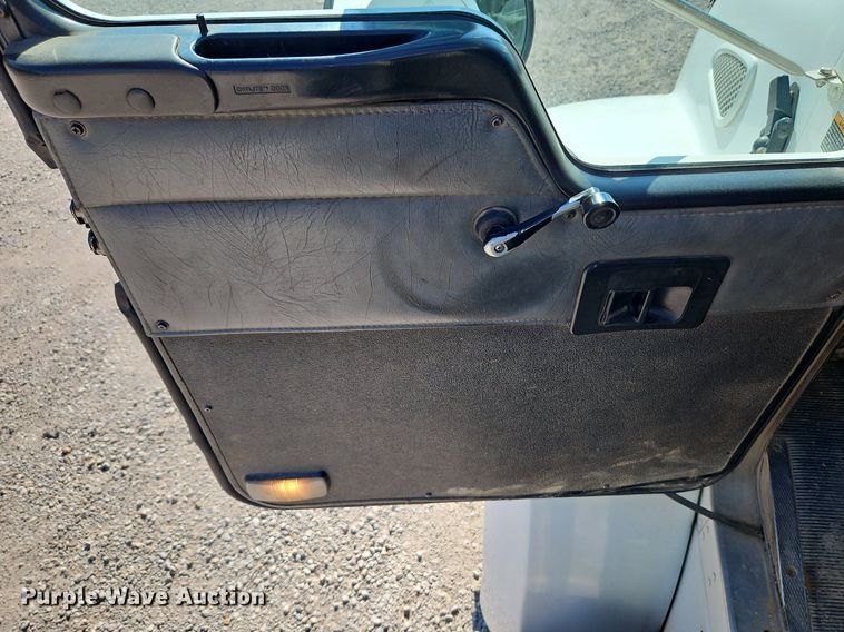 image for item LL9267 2001 Kenworth T300  fuel truck