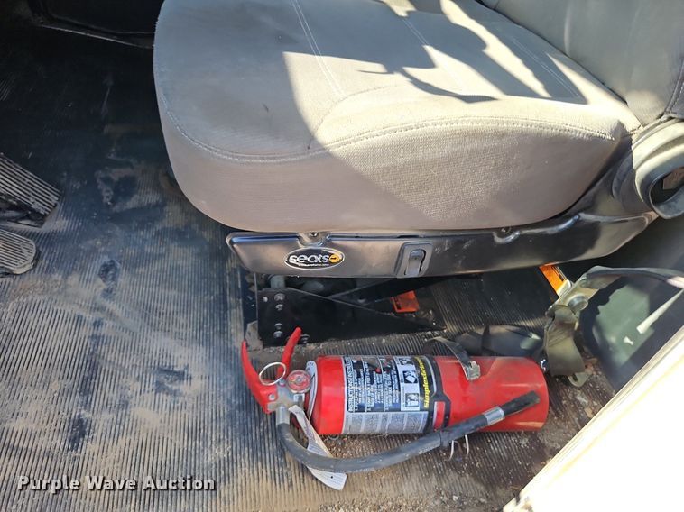 image for item LL9267 2001 Kenworth T300  fuel truck