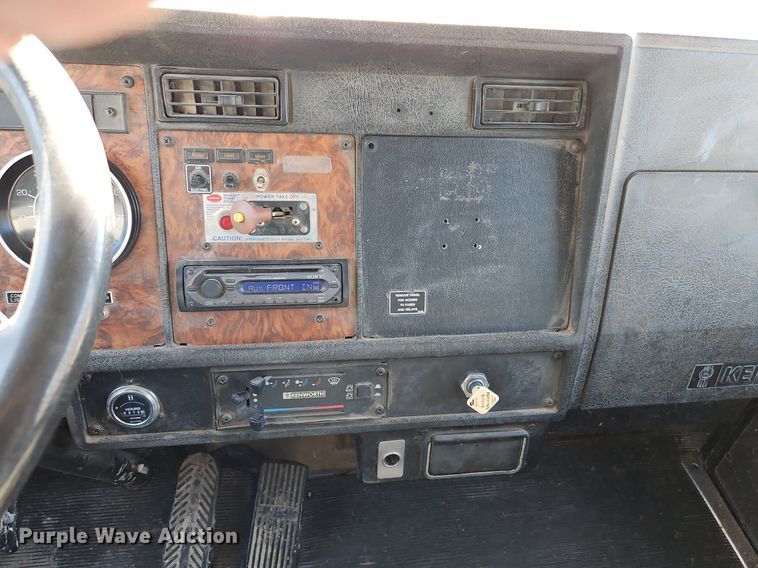 image for item LL9267 2001 Kenworth T300  fuel truck