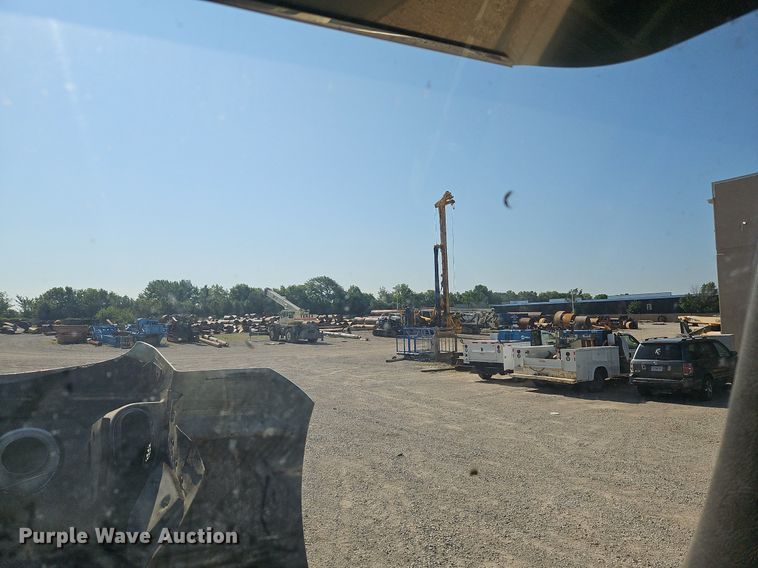 image for item LL9267 2001 Kenworth T300  fuel truck