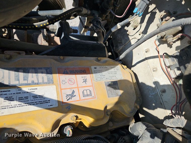 image for item LL9267 2001 Kenworth T300  fuel truck