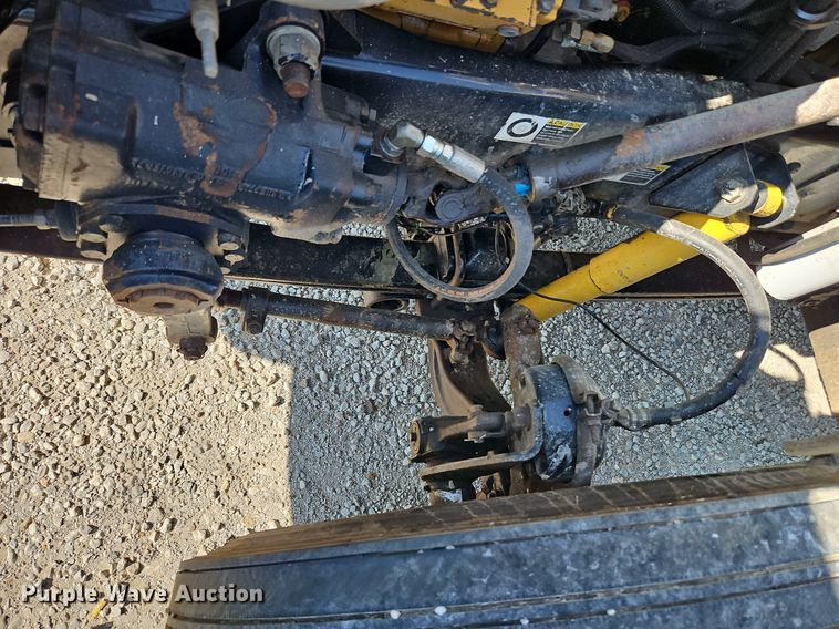 image for item LL9267 2001 Kenworth T300  fuel truck