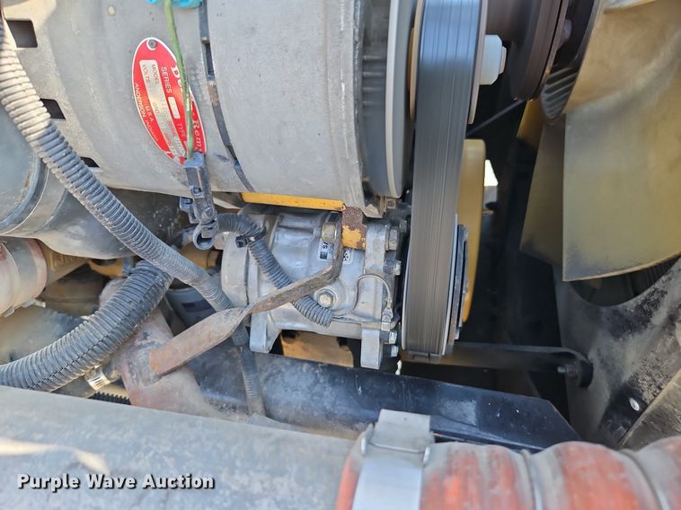 image for item LL9267 2001 Kenworth T300  fuel truck