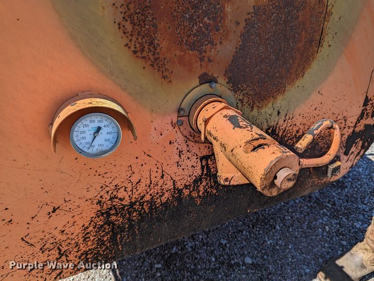 image for item LM9804 Stepp SGS-275  asphalt kettle