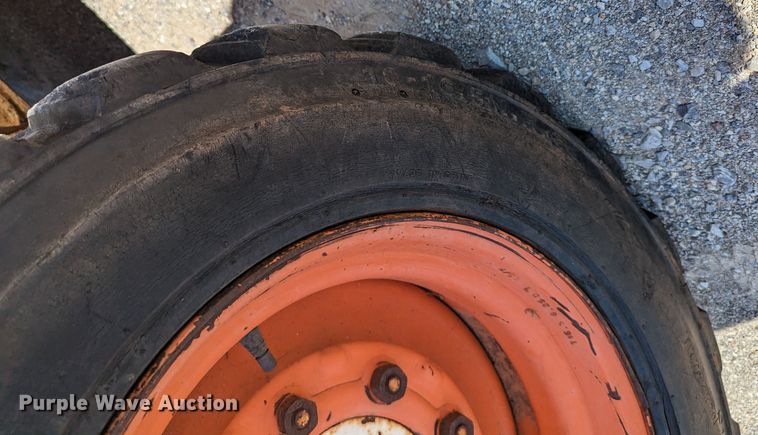 image for item LM9813 1989 Bobcat 742  skid steer loader