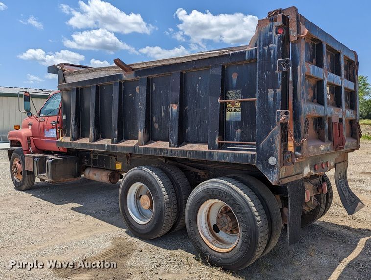 image for item LM9817 1994 Chevrolet Kodiak C6500  dump truck