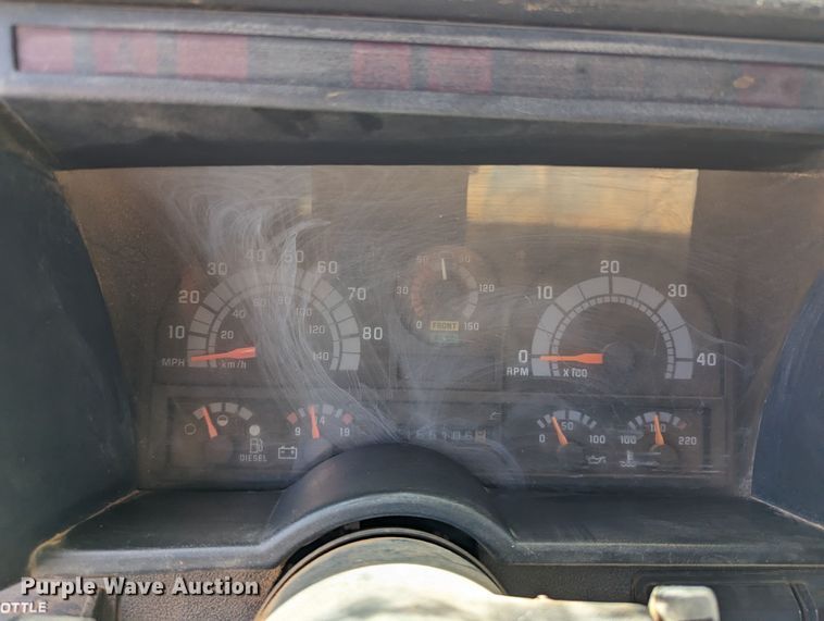 image for item LM9817 1994 Chevrolet Kodiak C6500  dump truck