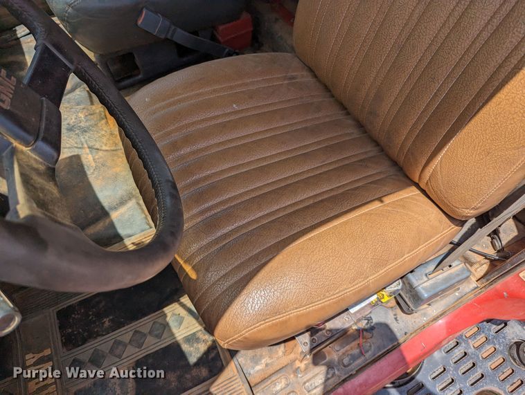 image for item LM9817 1994 Chevrolet Kodiak C6500  dump truck