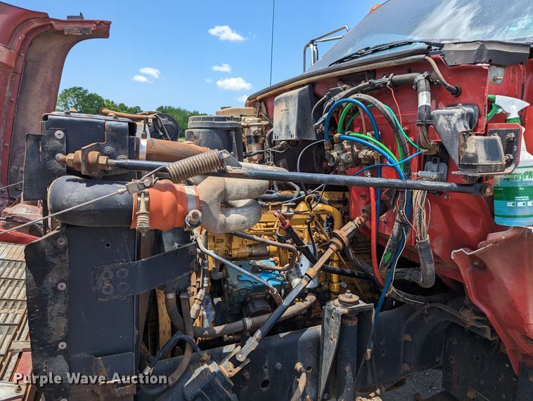 image for item LM9817 1994 Chevrolet Kodiak C6500  dump truck