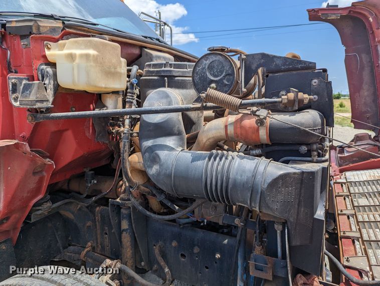 image for item LM9817 1994 Chevrolet Kodiak C6500  dump truck