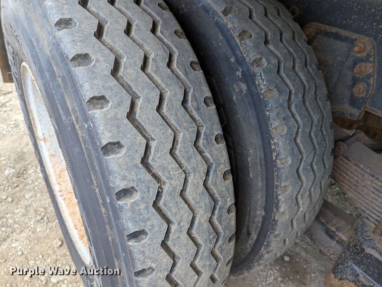 image for item LM9817 1994 Chevrolet Kodiak C6500  dump truck