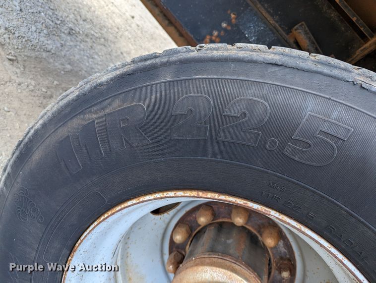 image for item LM9817 1994 Chevrolet Kodiak C6500  dump truck