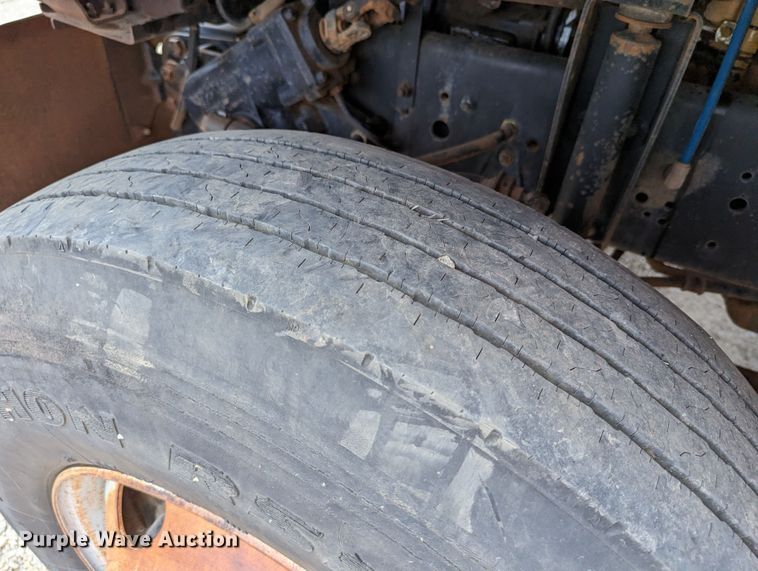 image for item LM9817 1994 Chevrolet Kodiak C6500  dump truck