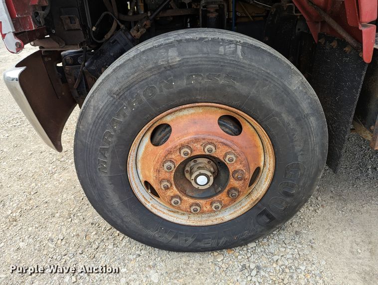 image for item LM9817 1994 Chevrolet Kodiak C6500  dump truck