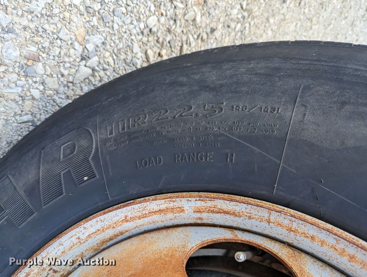 image for item LM9817 1994 Chevrolet Kodiak C6500  dump truck