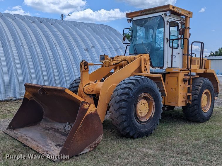image for item LM9819 1993 Hyundai HL17  wheel loader