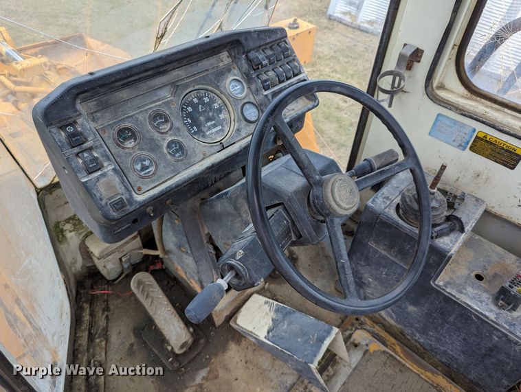 image for item LM9819 1993 Hyundai HL17  wheel loader