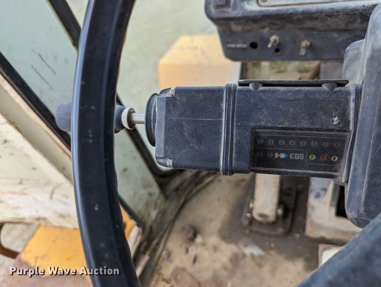 image for item LM9819 1993 Hyundai HL17  wheel loader