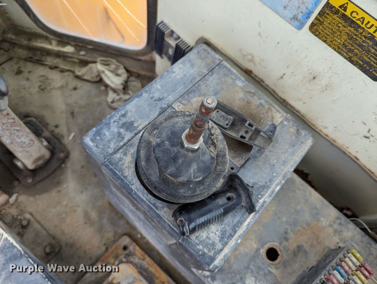 image for item LM9819 1993 Hyundai HL17  wheel loader